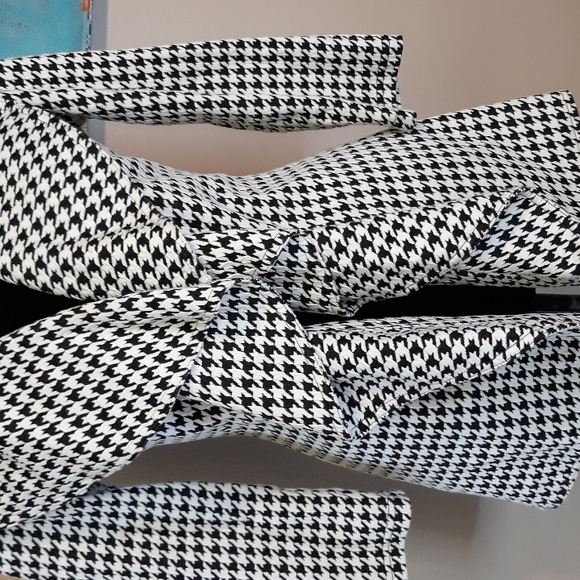 Calvin Klein/ Black/ White/ Houndstooth/ Jacket - Picture 7 of 8